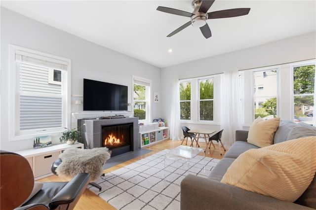 22 Taft Avenue 1, Providence, RI 02906