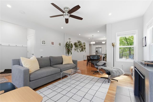 22 Taft Avenue 1, Providence, RI 02906