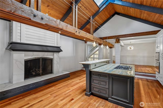 3720 131st Avenue NE, Bellevue, WA 98005