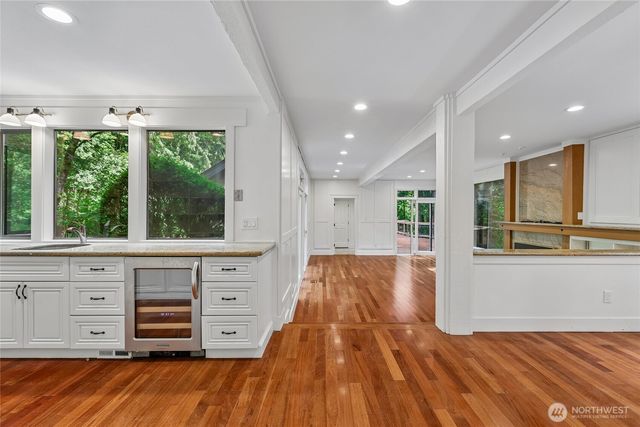 3720 131st Avenue NE, Bellevue, WA 98005