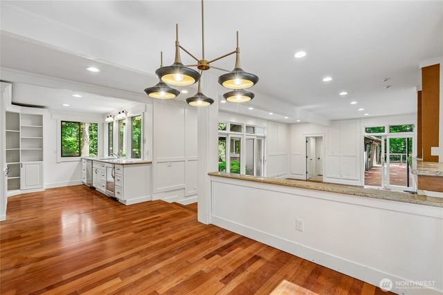 3720 131st Avenue NE, Bellevue, WA 98005