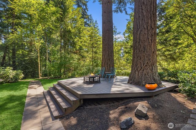 3720 131st Avenue NE, Bellevue, WA 98005