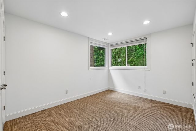 3720 131st Avenue NE, Bellevue, WA 98005