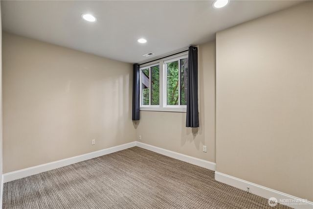 3720 131st Avenue NE, Bellevue, WA 98005