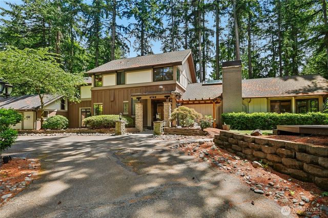 3720 131st Avenue NE, Bellevue, WA 98005