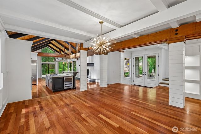 3720 131st Avenue NE, Bellevue, WA 98005