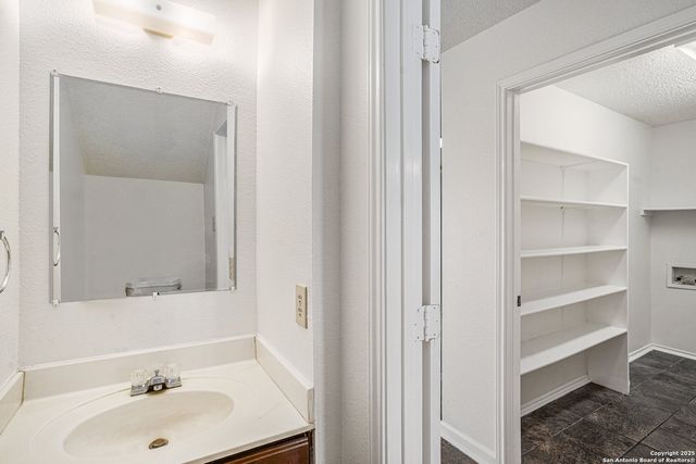 8935 Branding, San Antonio, TX 78240