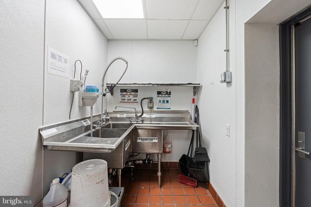 1647 N 2ND ST, Philadelphia, PA 19122