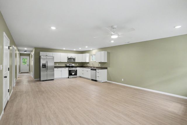 903 N GARTH AVE, Columbia, MO 65203