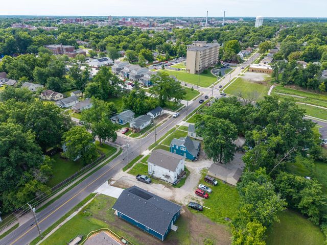 903 N GARTH AVE, Columbia, MO 65203