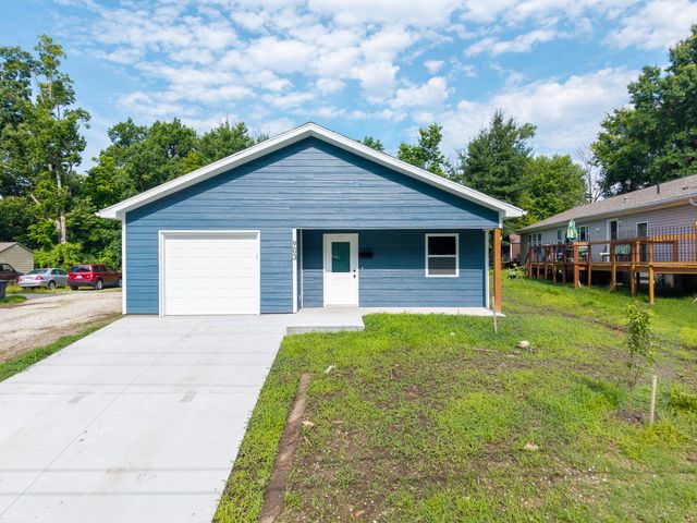 903 N GARTH AVE, Columbia, MO 65203