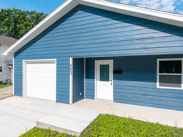 903 N GARTH AVE, Columbia, MO 65203