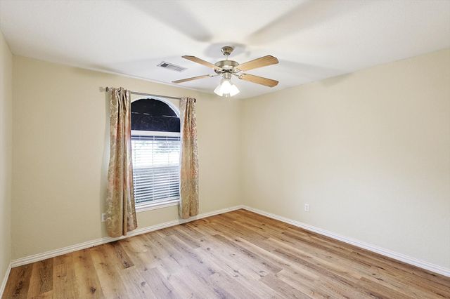 176 Lexington Court, Haslet, TX 76052