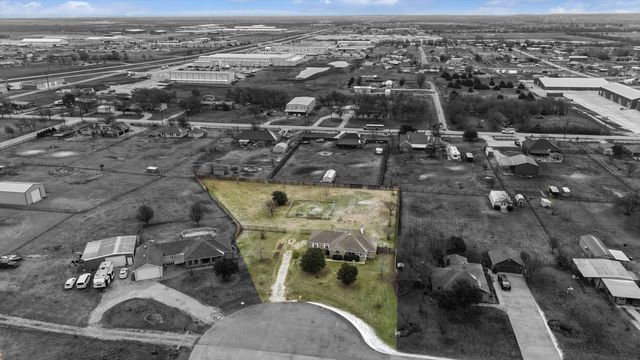 176 Lexington Court, Haslet, TX 76052