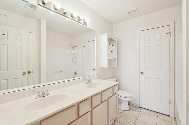 176 Lexington Court, Haslet, TX 76052