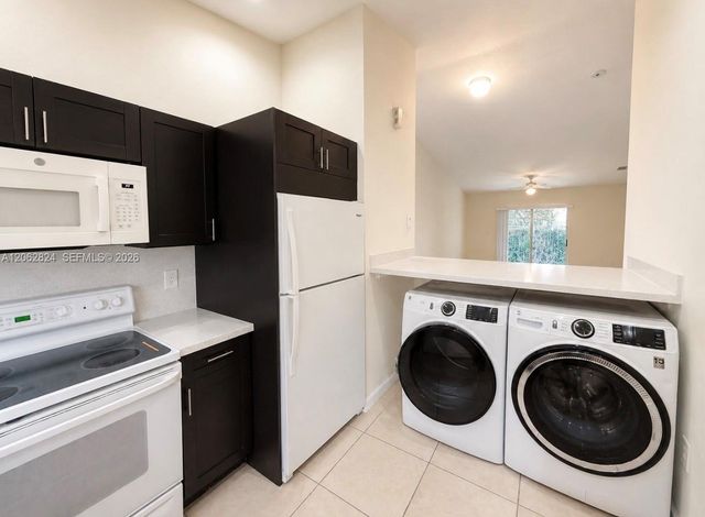 3864 SW 48th Ave 3864, Hollywood, FL 33023