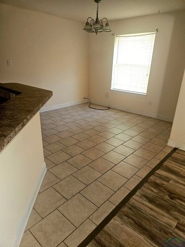 4012 Wesley St., Longview, TX 75605