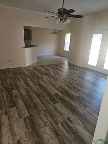 4012 Wesley St., Longview, TX 75605