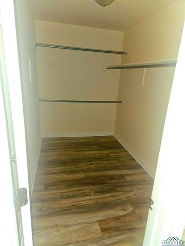 4012 Wesley St., Longview, TX 75605