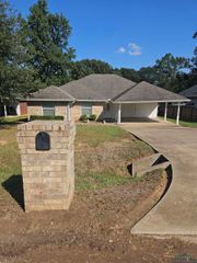 4012 Wesley St., Longview, TX 75605