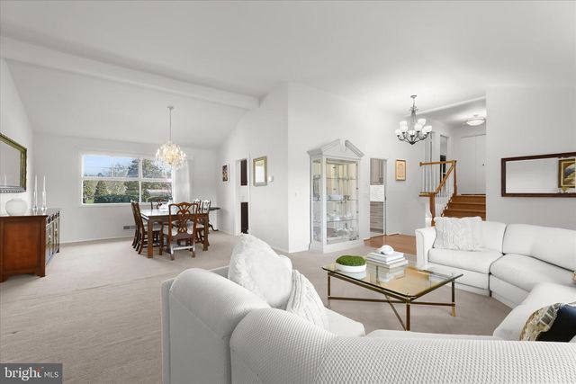 3416 MANOR HILL RD, Pikesville, MD 21208