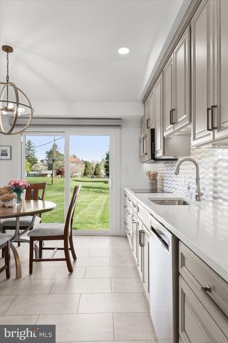 3416 MANOR HILL RD, Pikesville, MD 21208