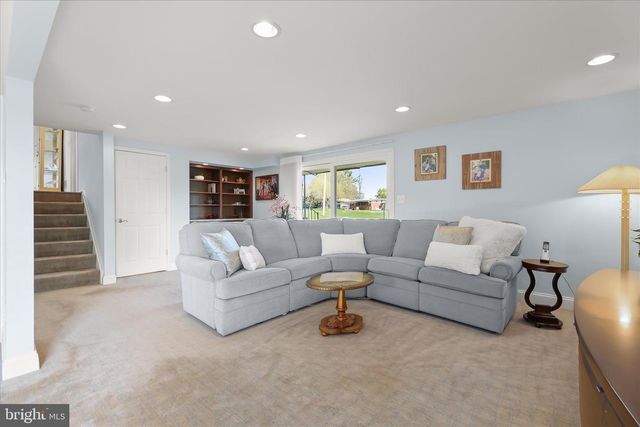 3416 MANOR HILL RD, Pikesville, MD 21208