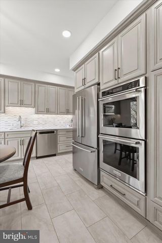 3416 MANOR HILL RD, Pikesville, MD 21208