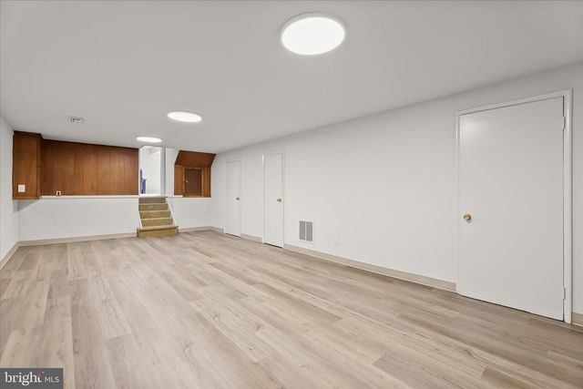 3416 MANOR HILL RD, Pikesville, MD 21208