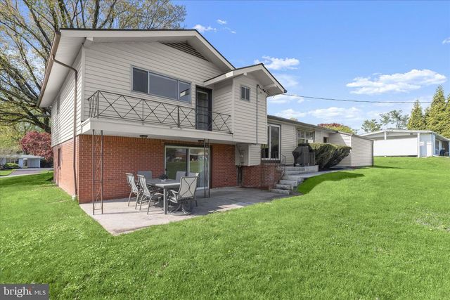 3416 MANOR HILL RD, Pikesville, MD 21208