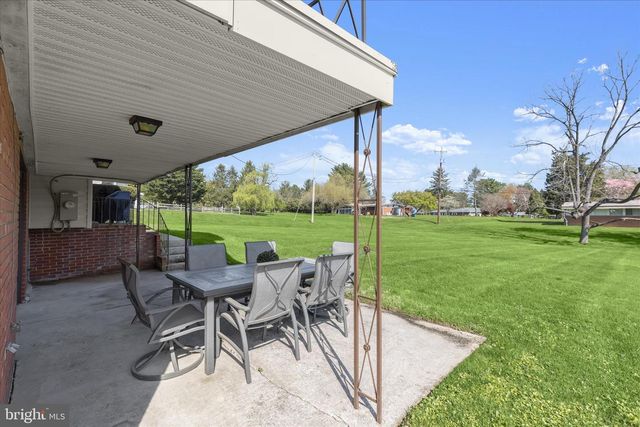 3416 MANOR HILL RD, Pikesville, MD 21208