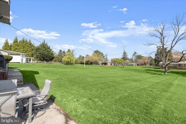 3416 MANOR HILL RD, Pikesville, MD 21208