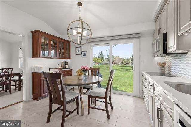 3416 MANOR HILL RD, Pikesville, MD 21208