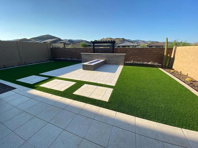 820 E Ashurst Drive, Phoenix, AZ 85048