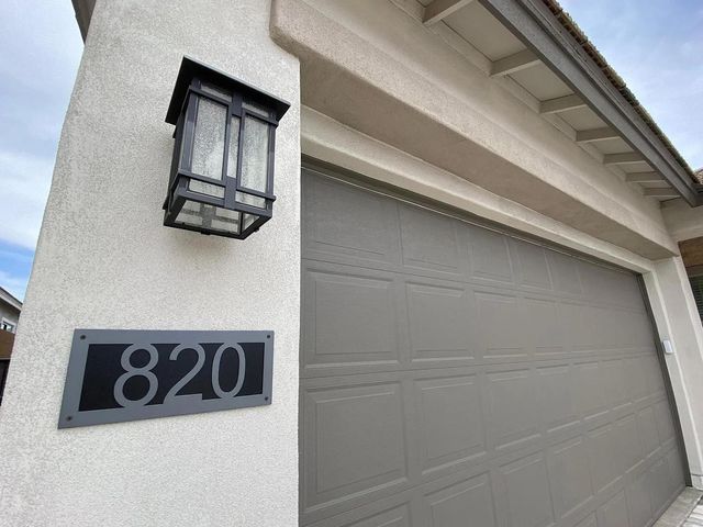 820 E Ashurst Drive, Phoenix, AZ 85048
