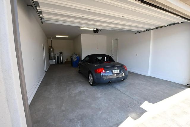 820 E Ashurst Drive, Phoenix, AZ 85048