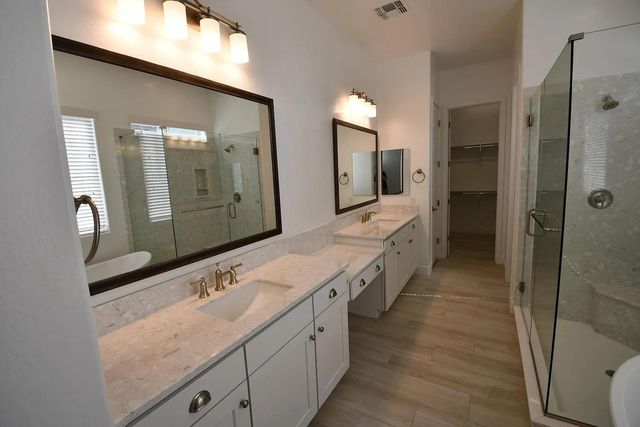 820 E Ashurst Drive, Phoenix, AZ 85048