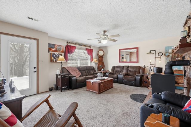 1977 Bear Hollow Road, Pineville, MO 64856