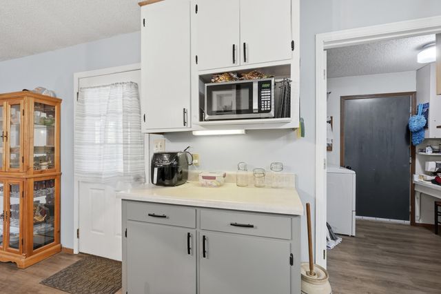 1977 Bear Hollow Road, Pineville, MO 64856