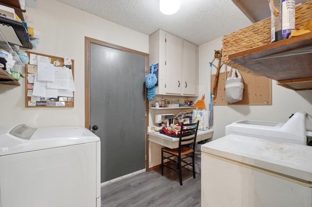 1977 Bear Hollow Road, Pineville, MO 64856