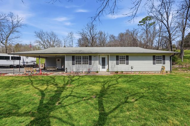 1977 Bear Hollow Road, Pineville, MO 64856