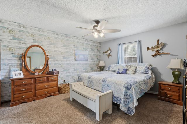 1977 Bear Hollow Road, Pineville, MO 64856