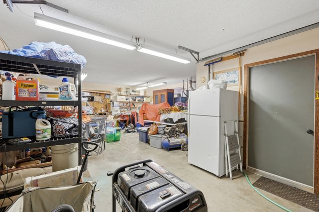 1977 Bear Hollow Road, Pineville, MO 64856