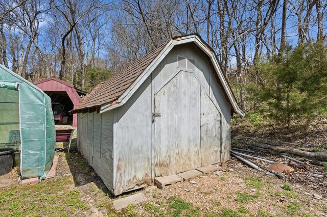 1977 Bear Hollow Road, Pineville, MO 64856