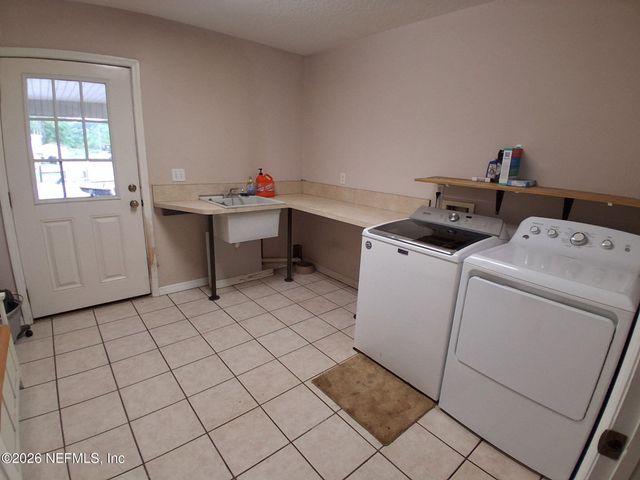25 CURRANT Avenue, Middleburg, FL 32068