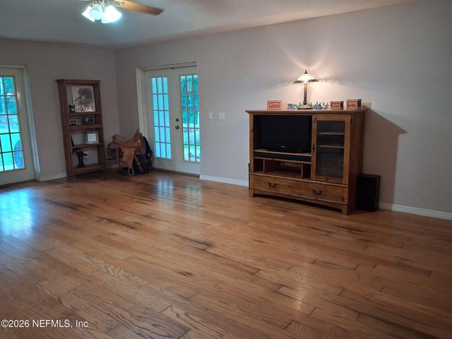 25 CURRANT Avenue, Middleburg, FL 32068
