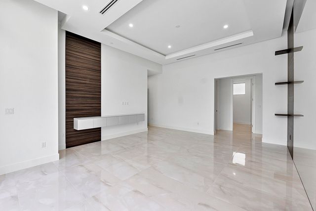 11781 NW 15th Street, Plantation, FL 33323