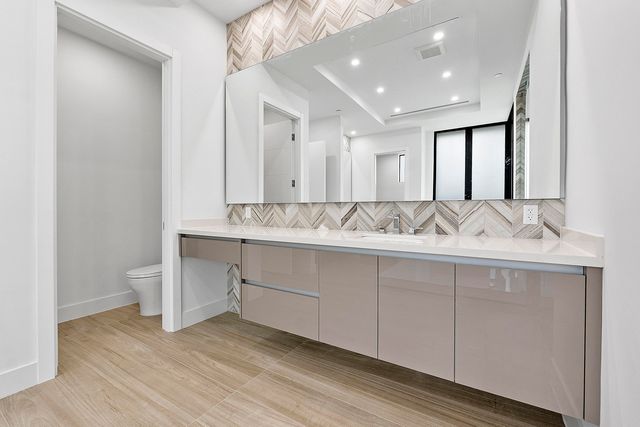 11781 NW 15th Street, Plantation, FL 33323