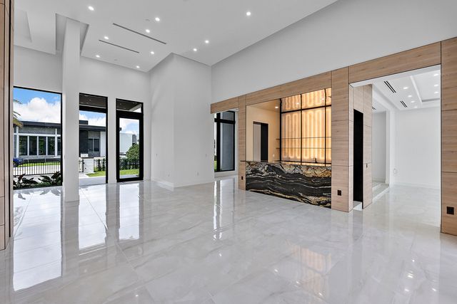 11781 NW 15th Street, Plantation, FL 33323