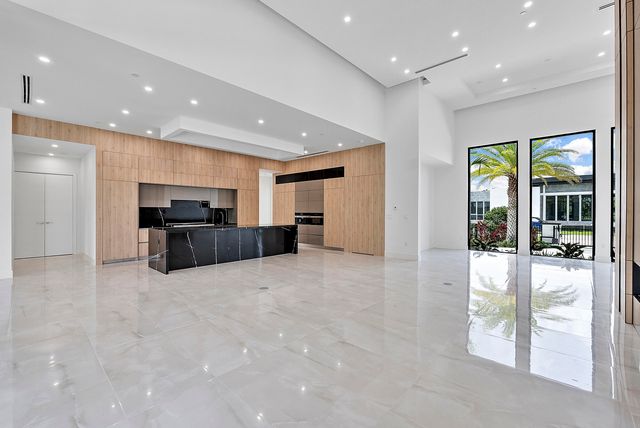 11781 NW 15th Street, Plantation, FL 33323